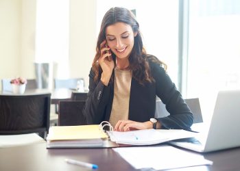 Vaga para Assistente Administrativo em Manaus: Salário de R$ 2.200, Benefícios e Contratação Imediata