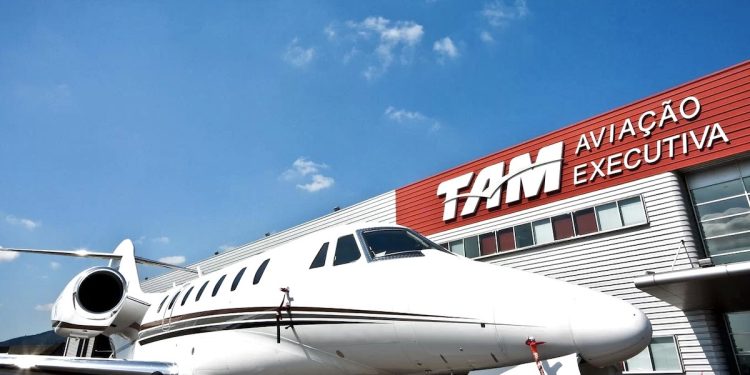 Oportunidade de Emprego em Manaus: Vaga para Agente de Atendimento na TAM Aviação Executiva