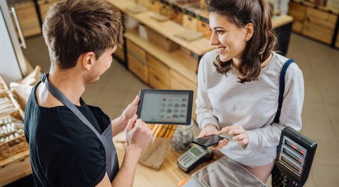 Vaga de Atendente: Oportunidade de Trabalho com Atendimento ao Público