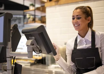 Operador(a) de Caixa na Granado – Shopping Manauara em Manaus: Salário, Benefícios e Como se Candidatar