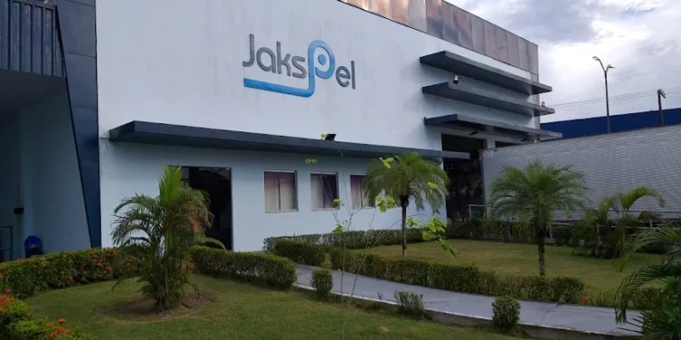 JaksPel abre vaga para Eletricista de Manutenção em Manaus: Veja requisitos e benefícios