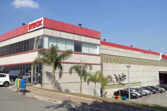 Steck abre vagas para supervisores em Manaus: oportunidades para montagem e injeção plástica com benefícios completos