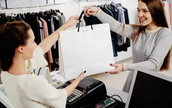 Vaga para Caixa de Loja na Moda Colmeia em Manaus: Tudo o que você precisa saber para participar