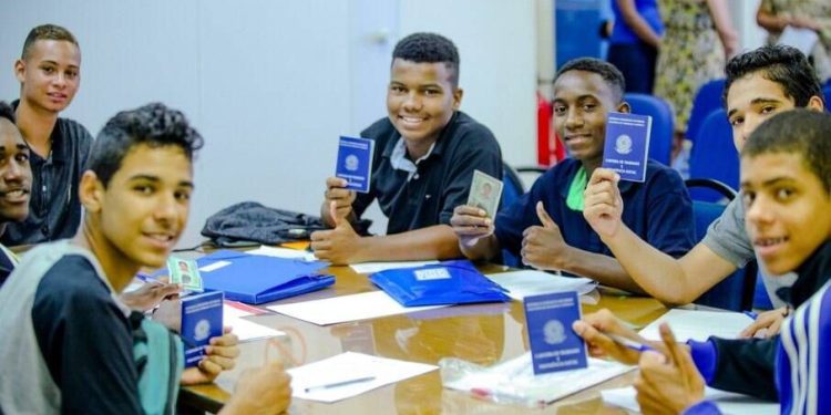 Jovem Aprendiz Latam – Manaus/AM: Aprenda, Trabalhe e Cresça na Empresa