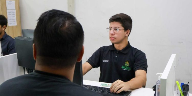 Sine Manaus oferece 290 vagas de emprego nesta quinta-feira (22): veja cargos e como concorrer