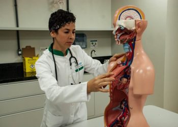 Fametro abre inscrições para cursos técnicos e pós-técnicos em Manaus 