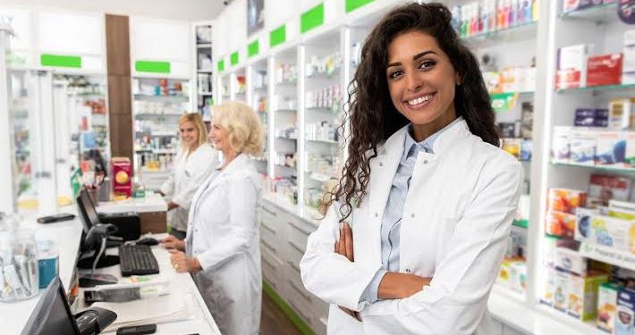 Atendente de Farmácia: Entenda a Vaga, os Requisitos e Como Trabalhar na Área