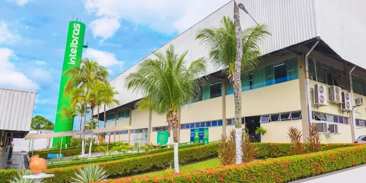 Intelbras abre vagas para Líder de Produção e mais quatro cargos: veja como se candidatar