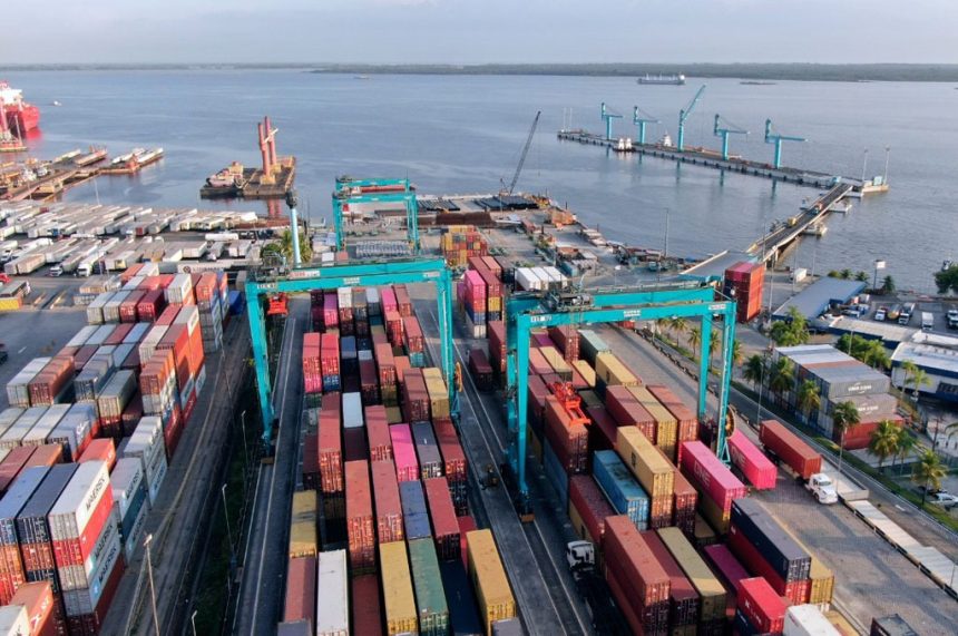 Super Terminais abre vagas inclusivas para RH e manutenção em Manaus